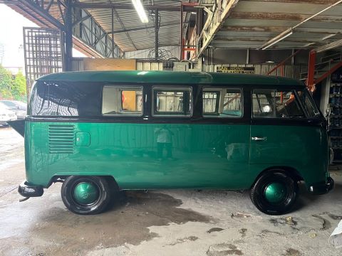 1964 Volkswagen Kombi (Safari)
